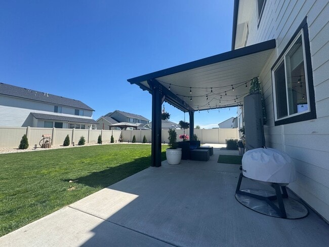 Building Photo - Charming 4-Bedroom Home in Nampa – Spaciou...