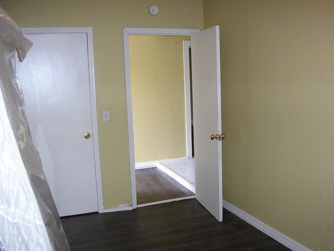 Building Photo - 1321 Clay St