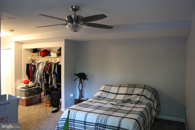 Foto del edificio - 15 Silverwood Cir