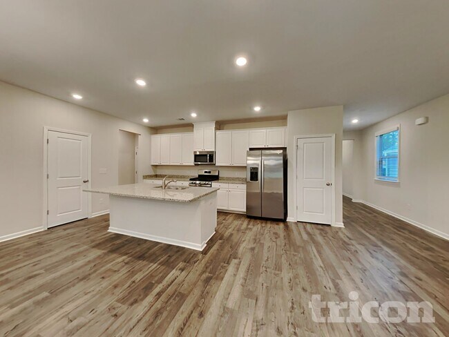 Foto del edificio - 305 Knowles Pl