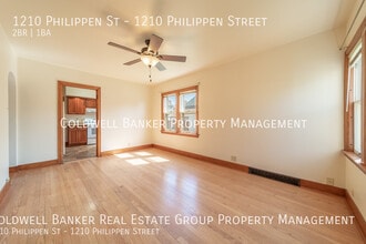Building Photo - 1210 Philippen St