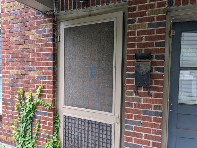 Building Photo - 2732 Blossom St