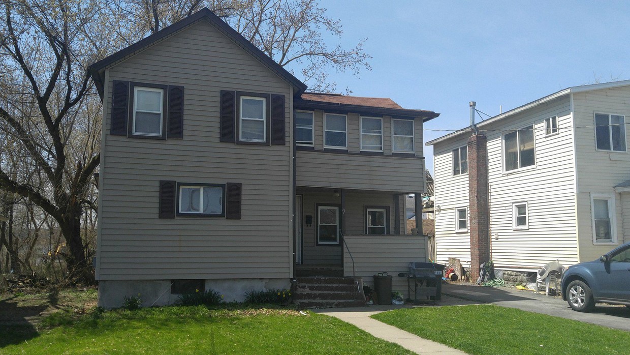 Primary Photo - 7 Venice St