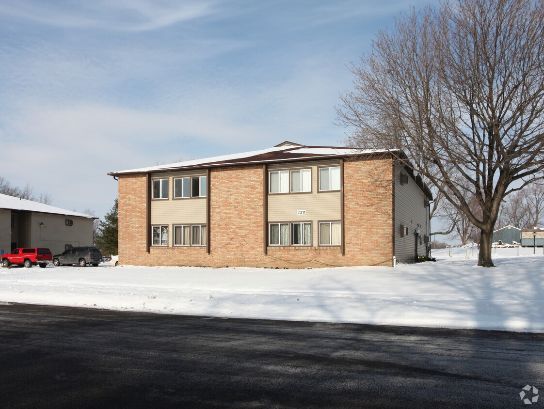 Primary Photo - 2311 Ansley St