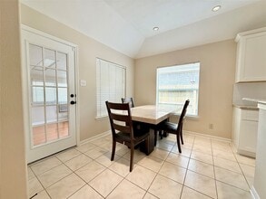 Building Photo - 11514 Hills Bridge Ln