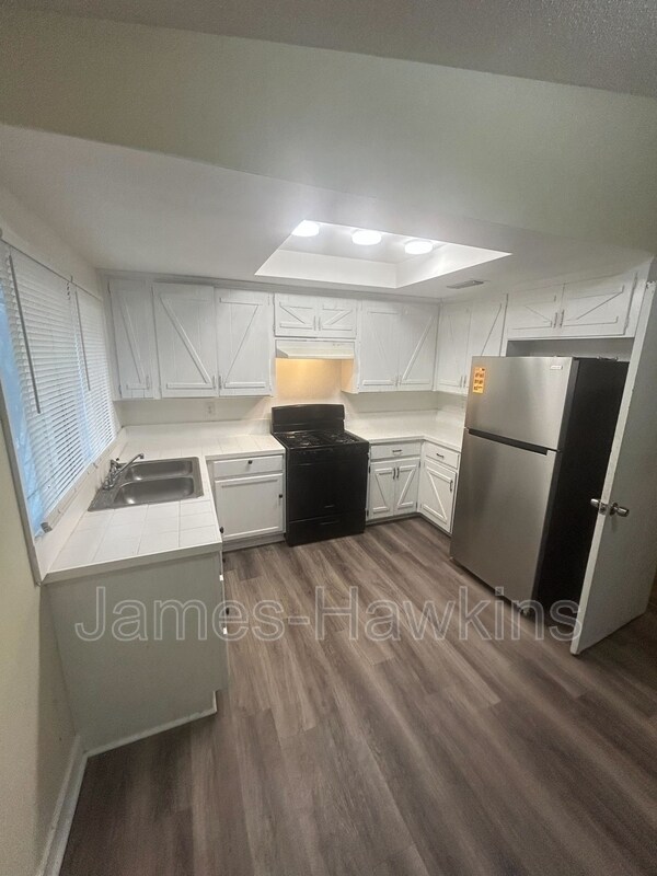 Foto del edificio - 5328 Ira Ln