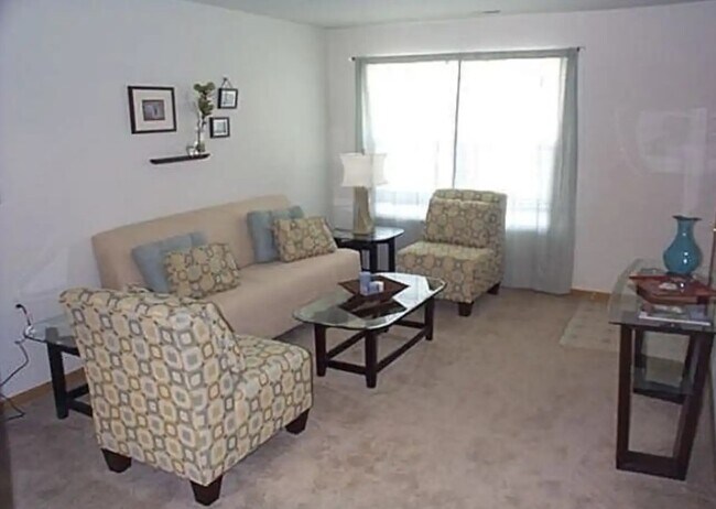 Foto del edificio - Village Glen Apartments