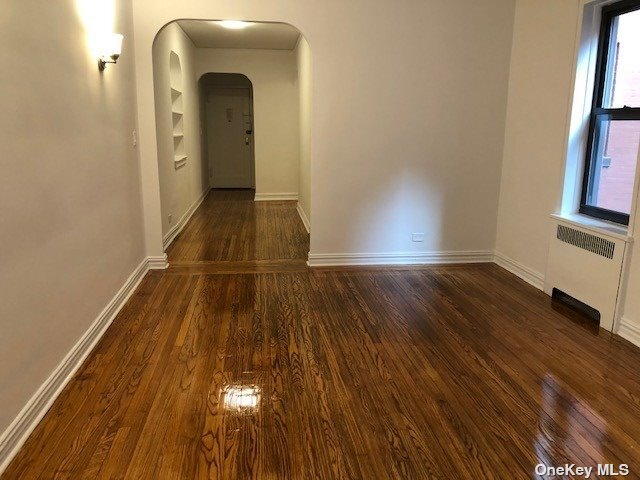 Building Photo - 30-06-30-29 29th St