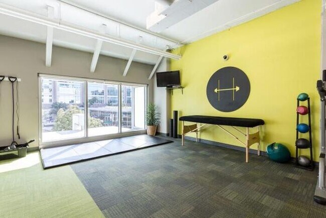 Foto del edificio - 8088 Park Ln