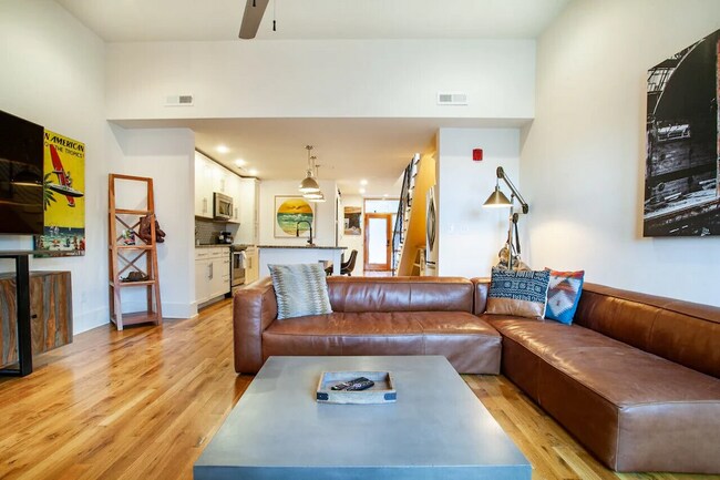Foto del edificio - 205 Mews Way