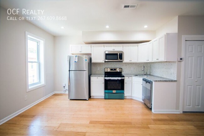 Foto del edificio - 2428 Sharswood St