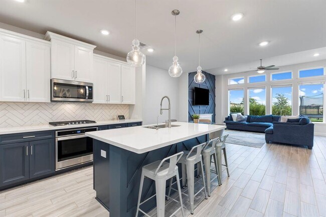 Building Photo - 23775 Ruby Bramble Trail