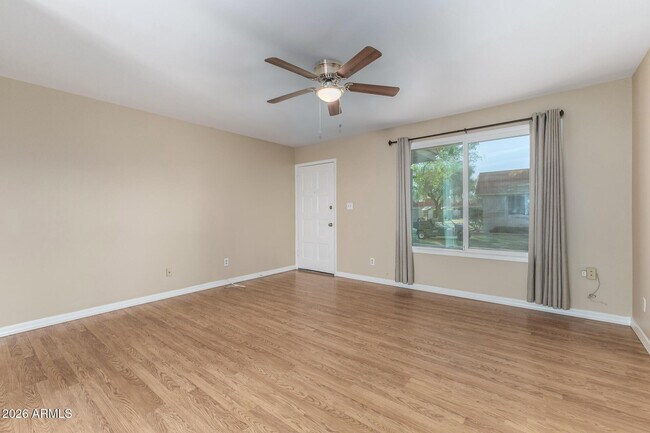 Foto del edificio - 5174 N 83rd St