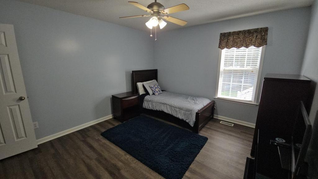 Foto principal - 108 Kimeo Way