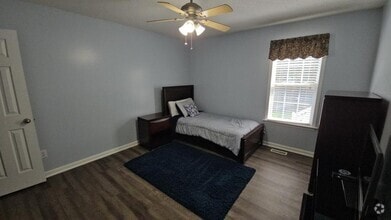 Building Photo - 108 Kimeo Way