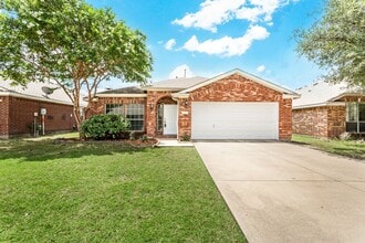 Building Photo - 1277 Tree Top Dr