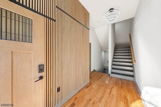 Building Photo - 108 Fleming Ave