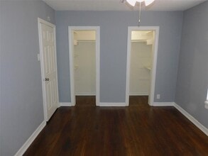 Building Photo - 816 Avenue A