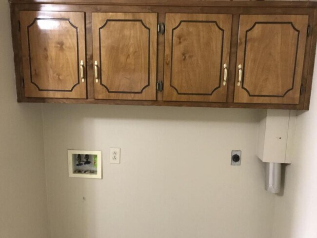 Foto del edificio - 700 Peachers Dr