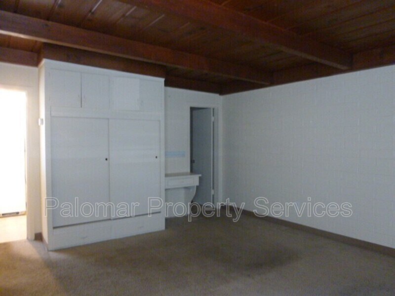 Primary Photo - 339 S Escondido Blvd