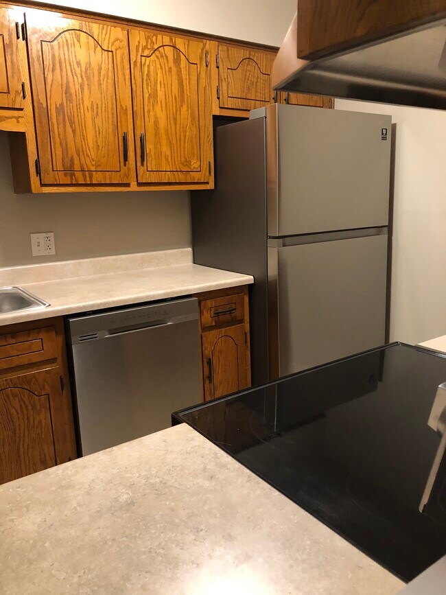 Building Photo - 1486 Stonebridge Cir