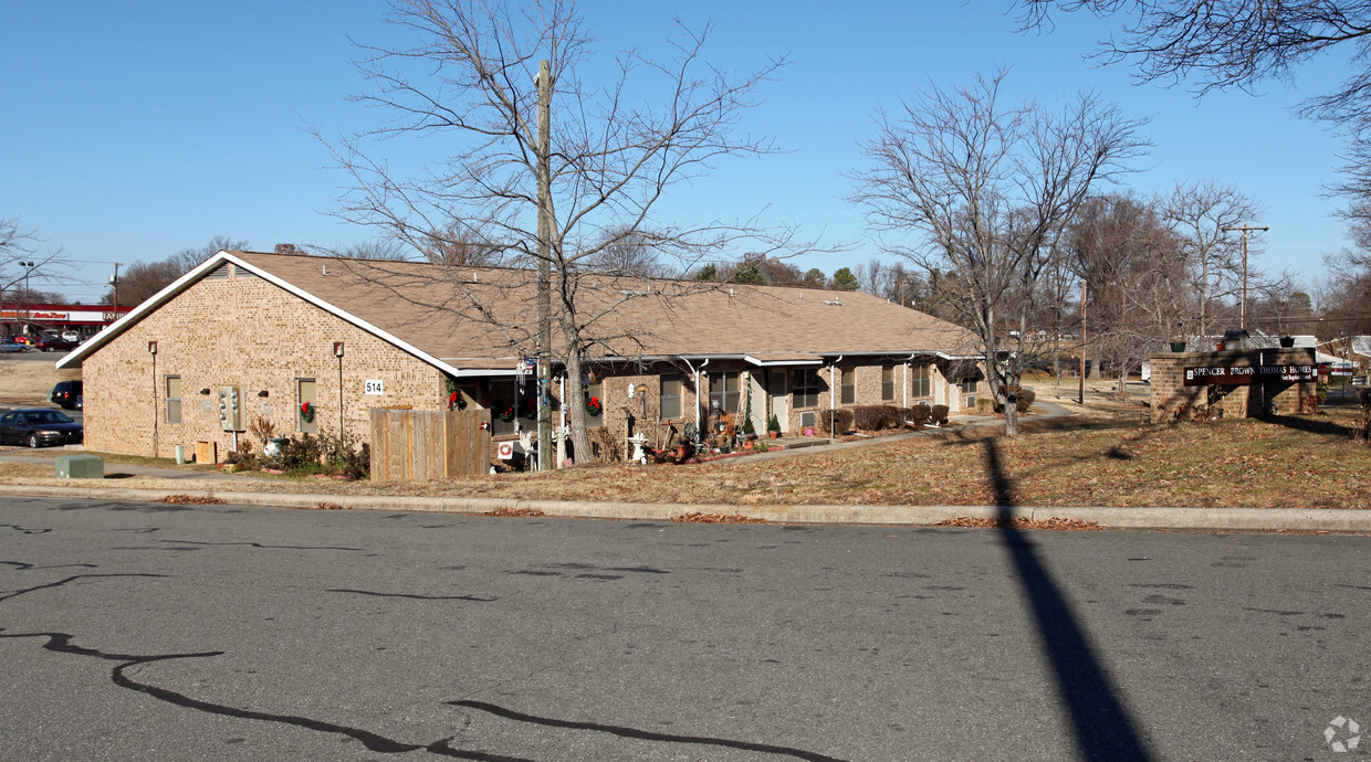 Primary Photo - Spencer Brown Thomas Homes
