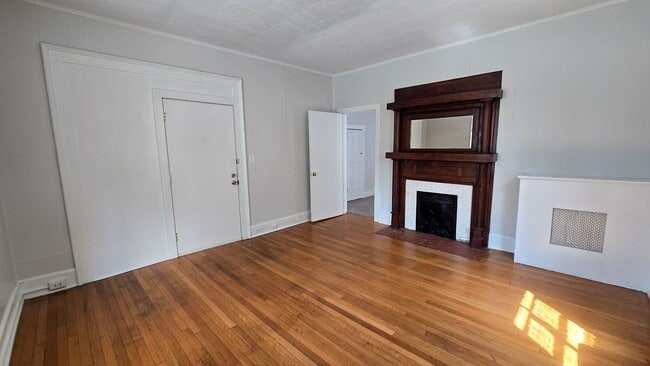 Building Photo - 419 Highland Ave SW