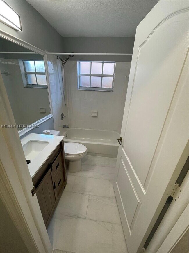 Foto del edificio - 16469 SW 100th Terrace