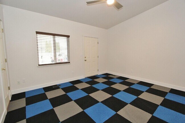 Foto del edificio - Single-Level Home in Quiet Neighborhood