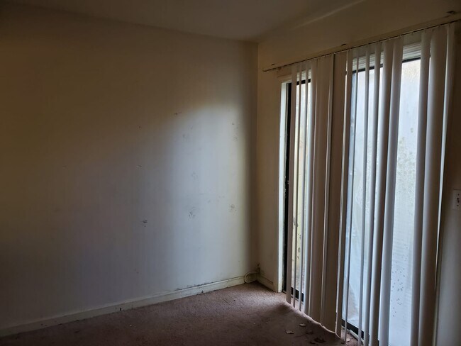 Foto del edificio - 3792 Hopkins Rd