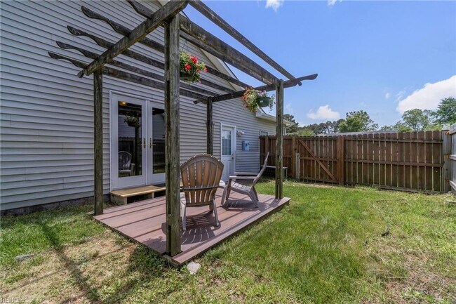 Side yard - 1060 Wasserman Dr