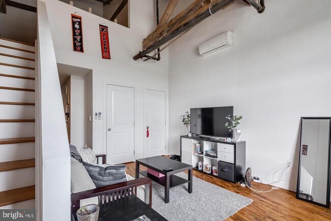 Foto del edificio - 4 Leverington Ave