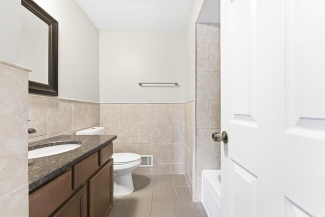 Building Photo - 25845 Buckminster Dr