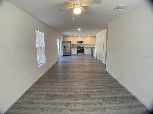 Foto del edificio - 536 Marion Oaks Ln