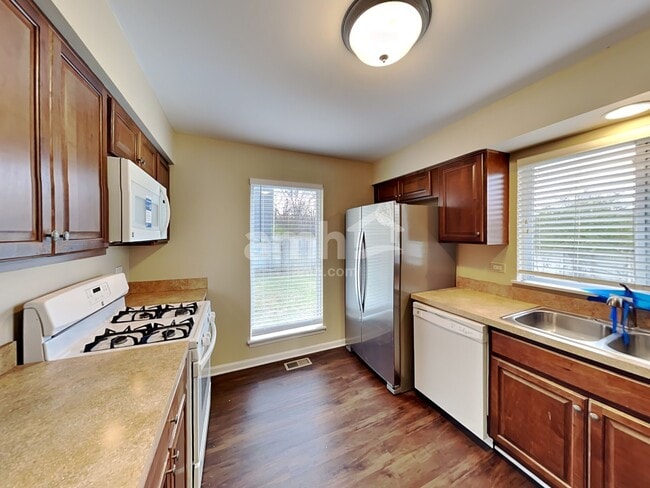 Building Photo - 1409 Keele Dr