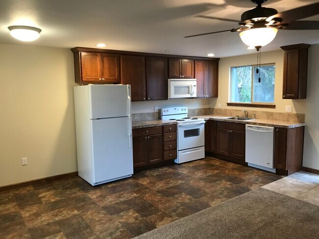 Foto del edificio - 4300 Crown Ave #4
