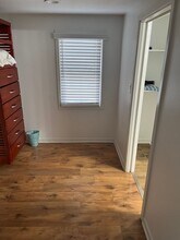 Building Photo - 115 16th St NE