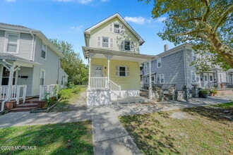 Building Photo - 153 Buffalo Ave
