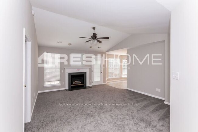 Building Photo - 4017 Maple Shore Drive