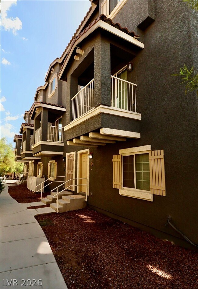 Building Photo - 5920 Palmilla St