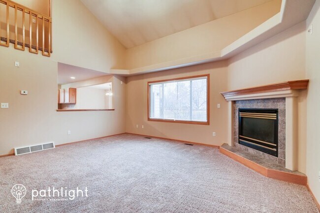 Building Photo - 457 Lara Ct