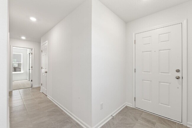Foto del edificio - "Charming 4-Bedroom Retreat in Saint Johns...