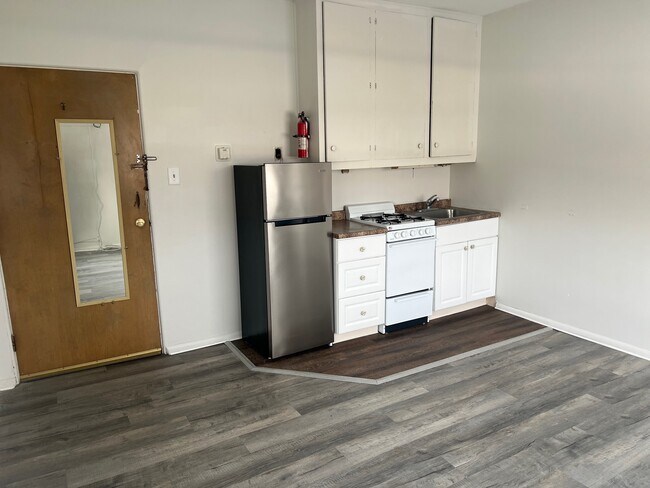 Foto del edificio - College Street Apartments