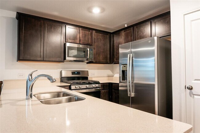 Foto del edificio - 406 Halfmoon Dr