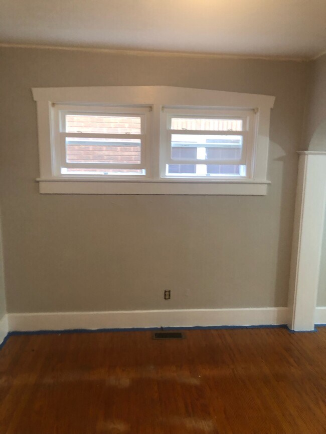Building Photo - 1602 Stevens Ave