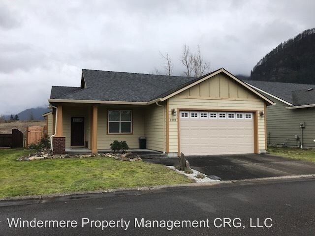 Primary Photo - 1204 Island Way