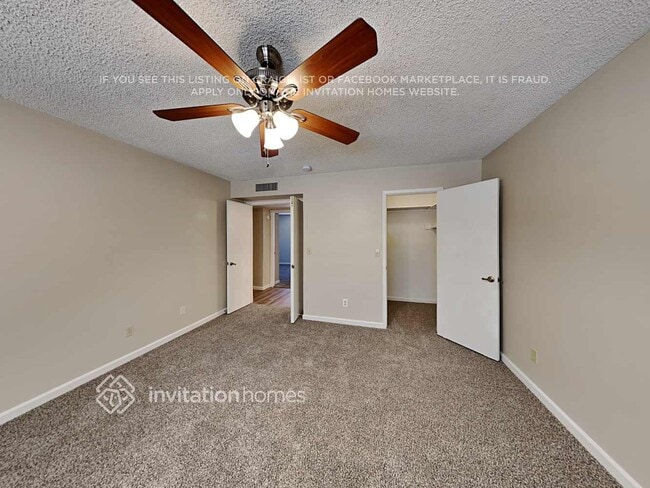 Building Photo - 9023 W Harmont Dr