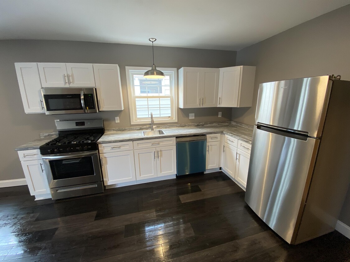 Foto principal - 292 Willett St
