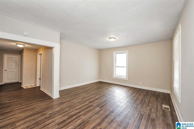 Foto del edificio - 204 Highland St E