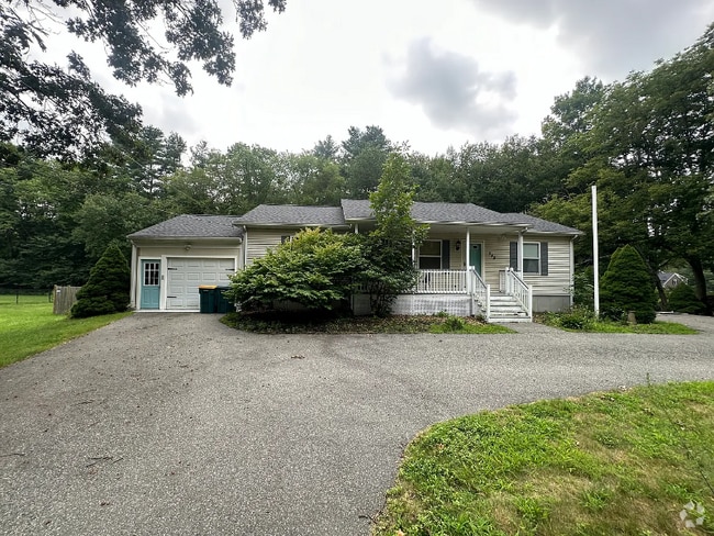 Building Photo - 548 Linwood St